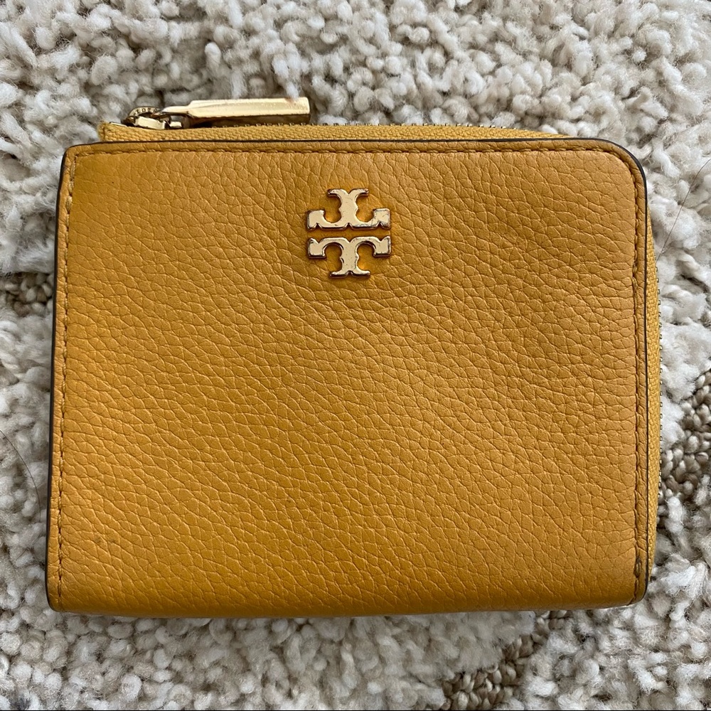 Tory Burch Keychain & Coin Purse